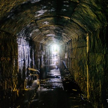 إسرائيل تدرس إغراق أنفاق غزة بمياه البحر