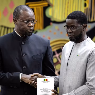 5cfaa8a_ftp-1-p4s8lzahgpty-5116891-01-06 Crise politique au Sénégal : Ousmane Sonko limogé, l’avenir incertain