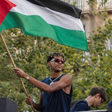 Barcelona star Lamine Yamal raises Palestinian flag during title celebration