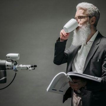 الذكاء الاصطناعي يسرق وظائف الملايين.. وأوروبا تستعد لموجة بطالة غير مسبوقة