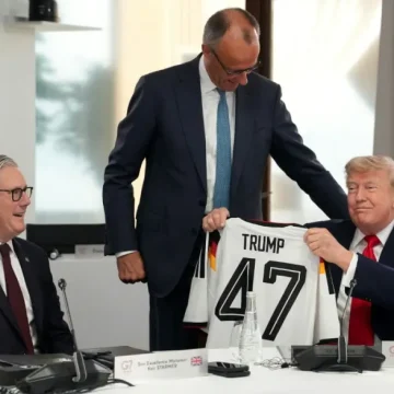 2026-06-16T133A083A05Z-91597374 قمة G7 في قمة إيفيان: ترامب يتسلم قميص ألمانيا ويراهن على “اختراق” إيران لإنقاذ العلاقات المتوترة