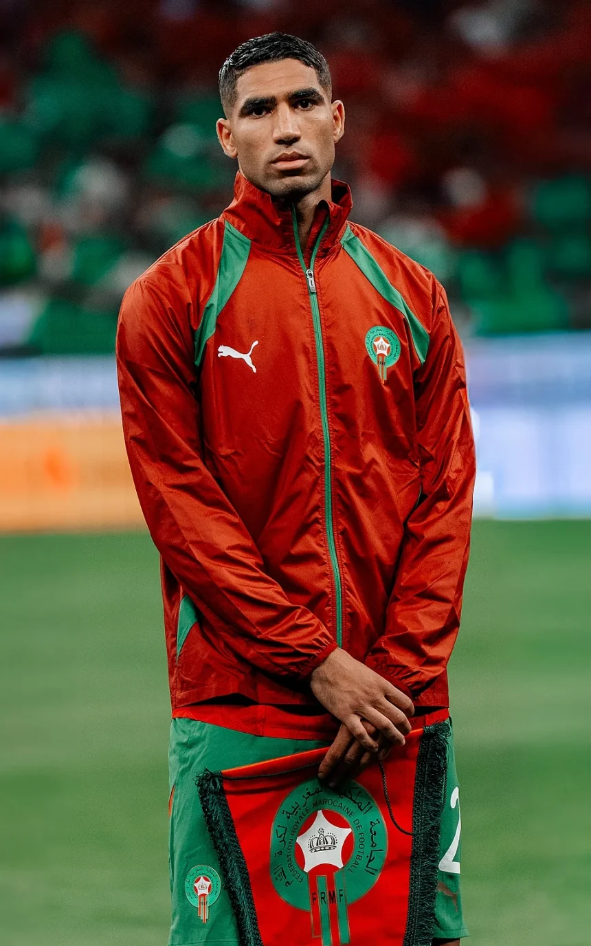 Achraf_Hakimi_vs_Niger_(cropped).jpg Achraf Hakimi, capitaine des Lions de l’Atlas, devra répondre d’accusations de viol devant la justice française