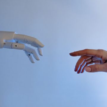 AI‑Proof Jobs in 2026 : the 5 Careers That Will Survive the AI Revolution