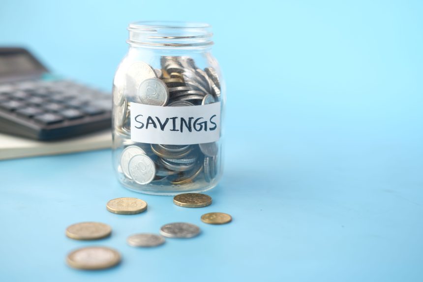 pexels-towfiqu-barbhuiya-3440682-9821387 لماذا أصبحت الأسر المغربية عاجزة على الادخار ؟